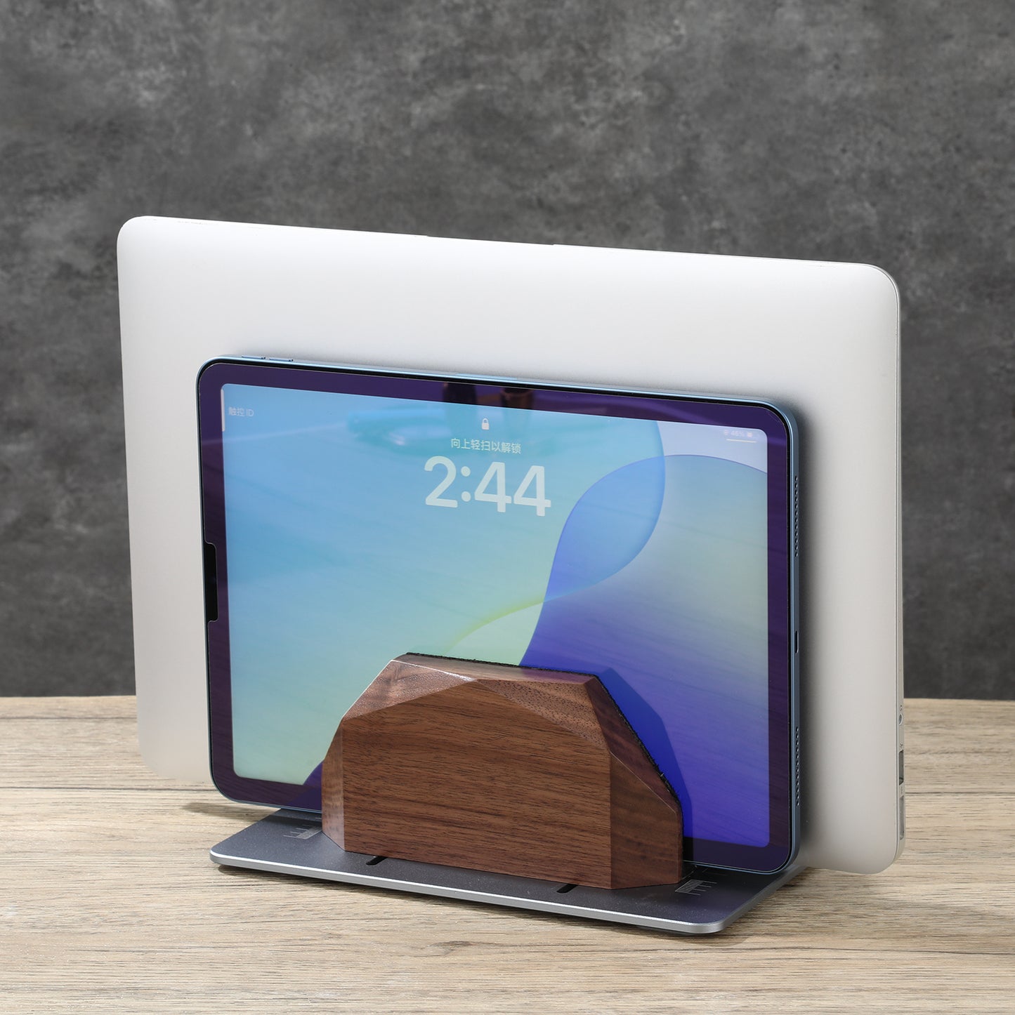 NIRVASH Walnut Wood Vertical Laptop Stand - Gray